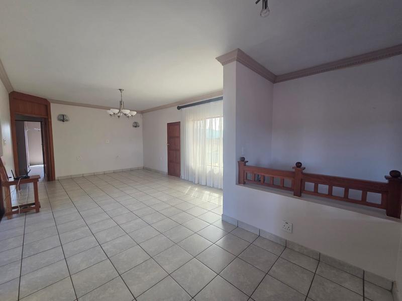 5 Bedroom Property for Sale in Birdwood Estate North West